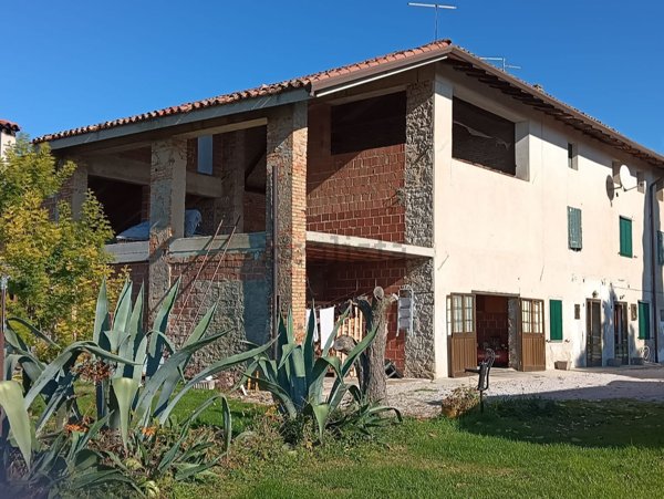 casa indipendente in vendita a Fiumicello Villa Vicentina in zona San Valentino