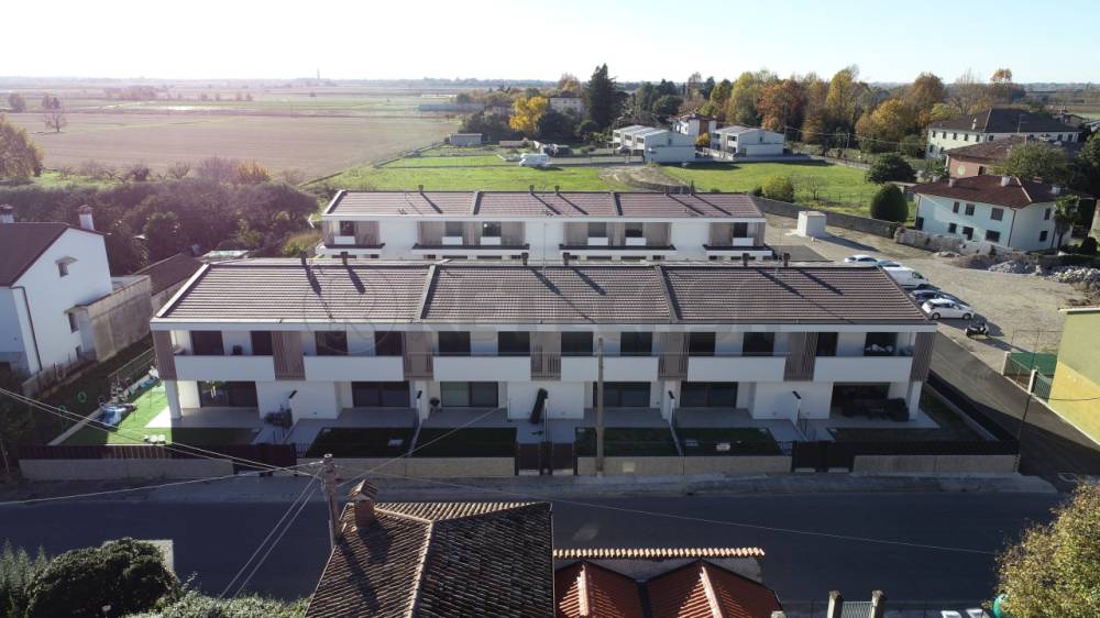 casa indipendente in vendita a Fiumicello Villa Vicentina in zona Fiumicello