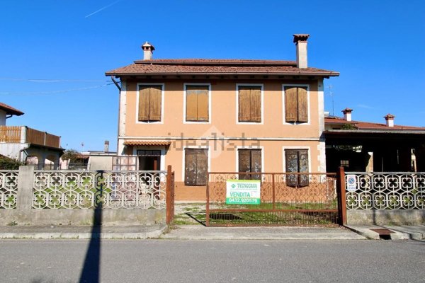 casa indipendente in vendita a Fiumicello Villa Vicentina