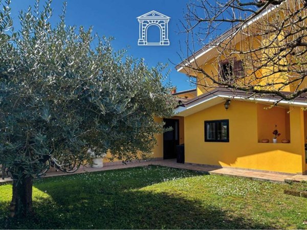 casa indipendente in vendita a Fiumicello Villa Vicentina in zona San Valentino