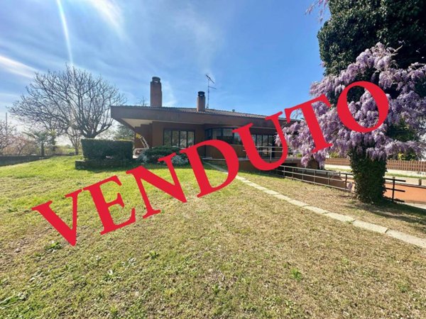 casa indipendente in vendita a Fiumicello Villa Vicentina in zona Papariano