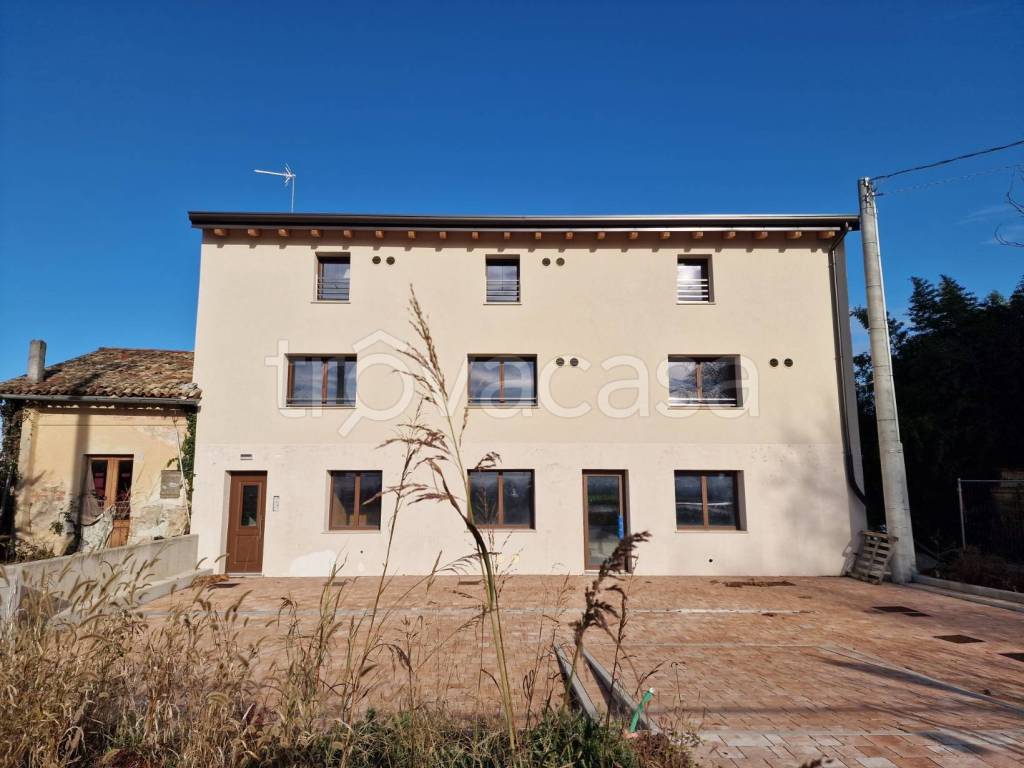 casa indipendente in vendita a Fiumicello Villa Vicentina in zona Papariano