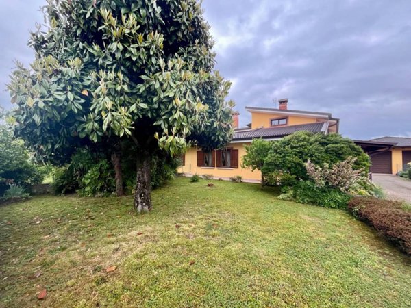 casa indipendente in vendita a Fiumicello Villa Vicentina