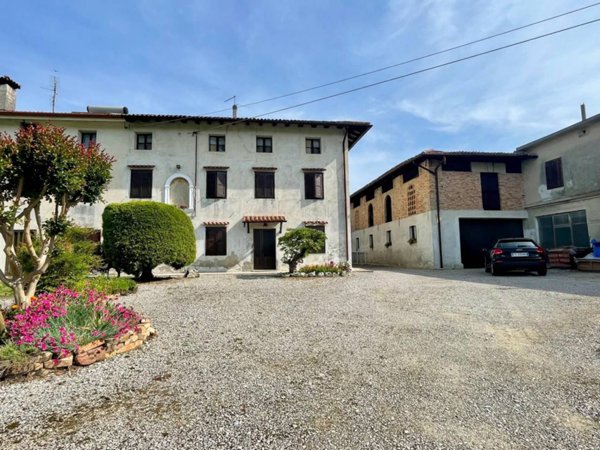 casa indipendente in vendita a Fiumicello Villa Vicentina in zona San Antonio
