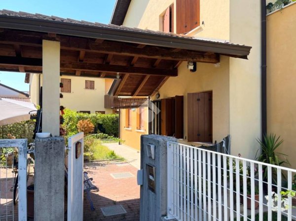 appartamento in vendita a Fiumicello Villa Vicentina in zona Papariano