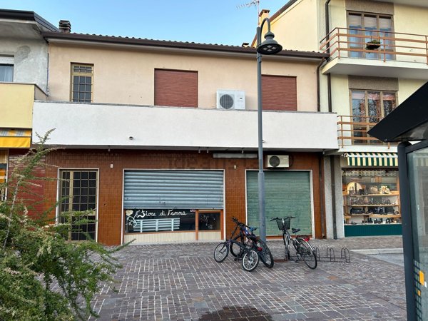 casa indipendente in vendita a Fiumicello Villa Vicentina in zona San Valentino