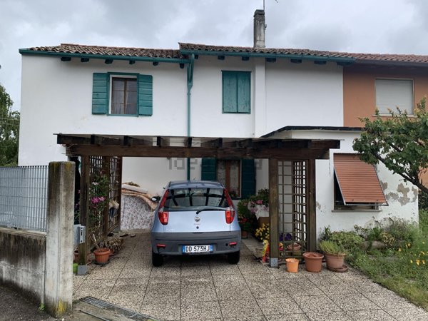 casa indipendente in vendita a Fiumicello Villa Vicentina in zona Fiumicello