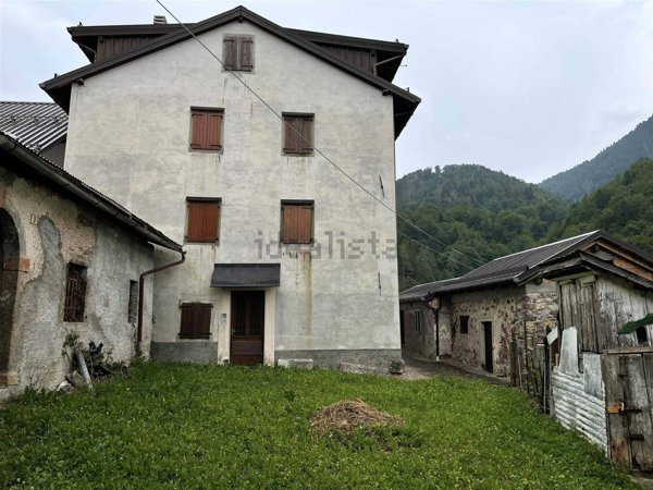 appartamento in vendita a Treppo Ligosullo in zona Ligosullo