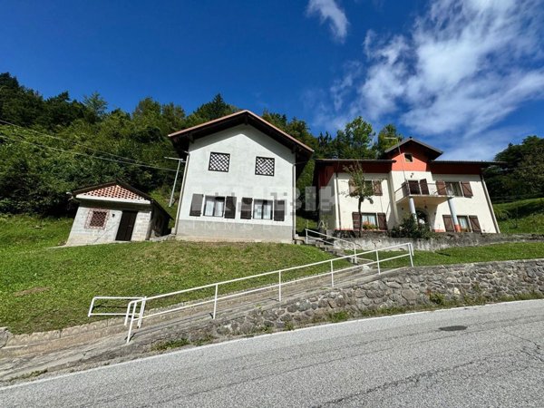 casa indipendente in vendita a Treppo Ligosullo