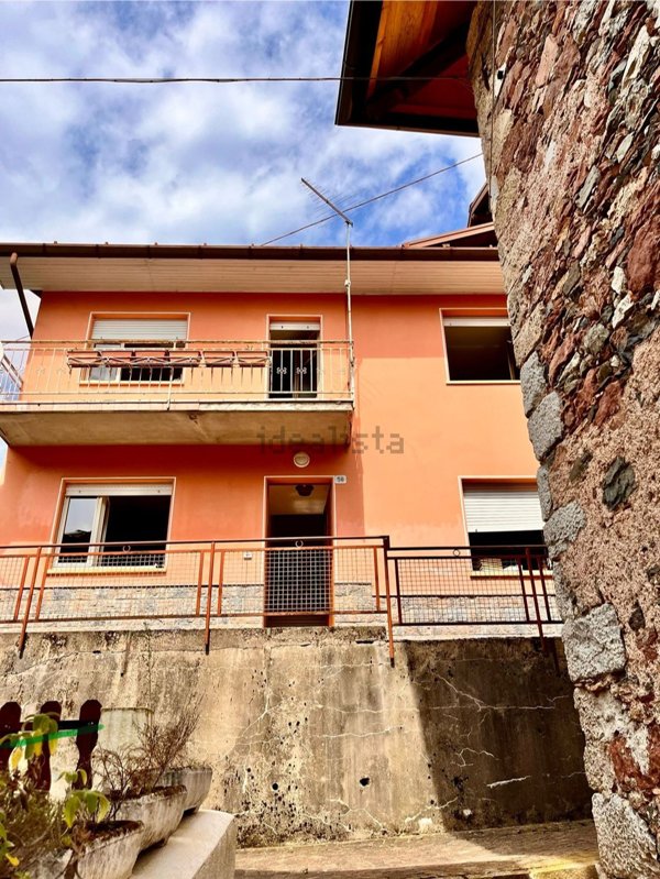 casa indipendente in vendita a Treppo Ligosullo in zona Zenodis