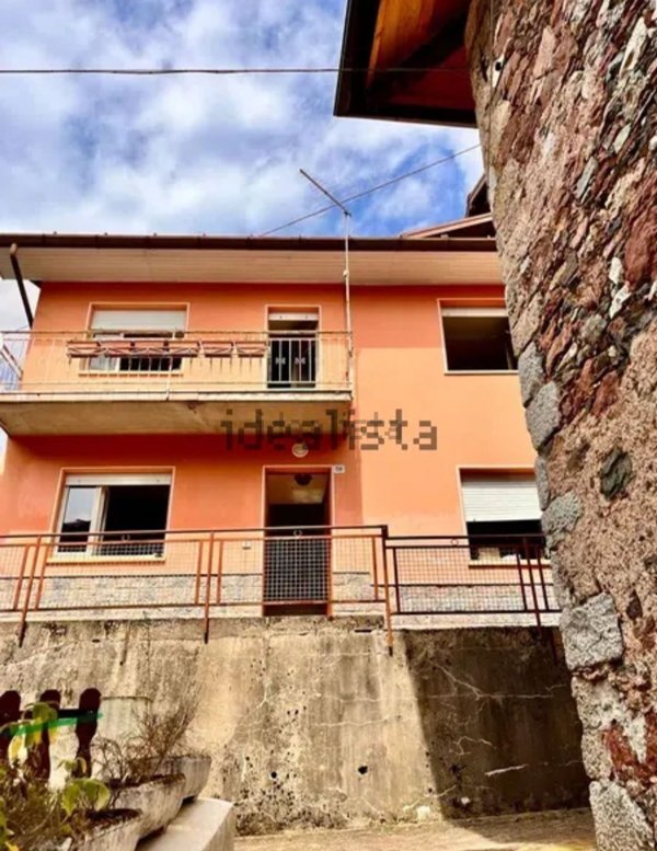 casa indipendente in vendita a Treppo Ligosullo in zona Zenodis