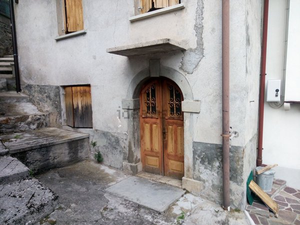 appartamento in vendita a Treppo Ligosullo in zona Tausia