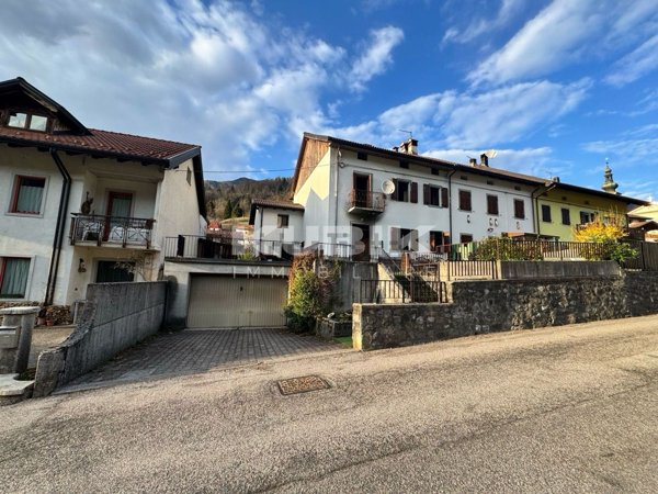 casa indipendente in vendita a Treppo Ligosullo in zona Treppo Carnico