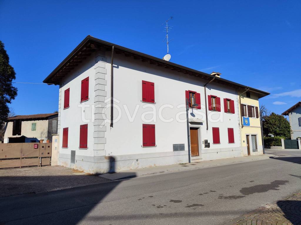 appartamento in vendita a Capriva del Friuli