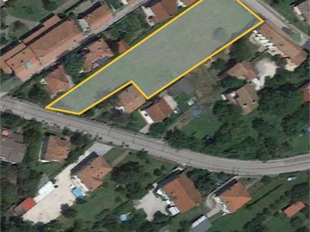 terreno edificabile in vendita a Capriva del Friuli