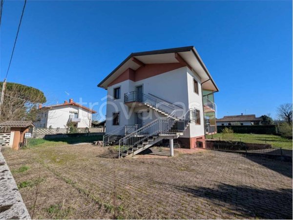 appartamento in vendita a Capriva del Friuli