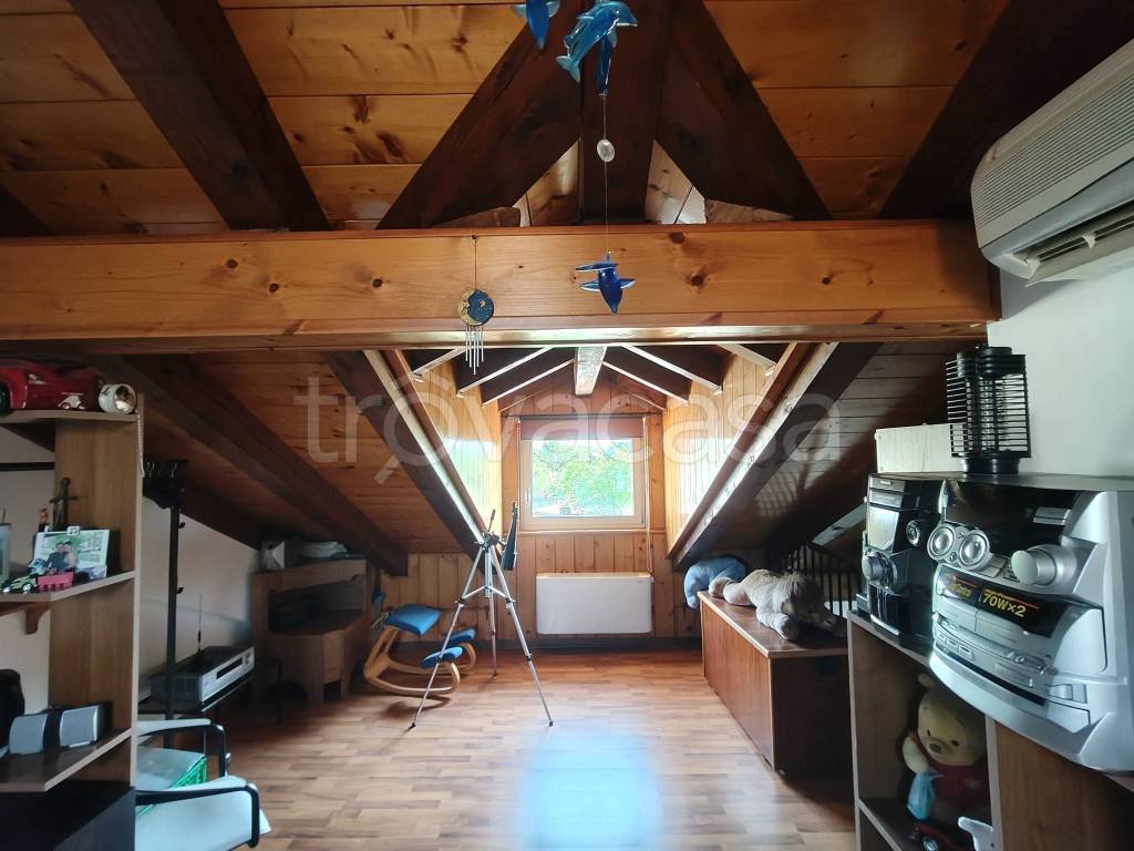 casa indipendente in vendita a Capriva del Friuli