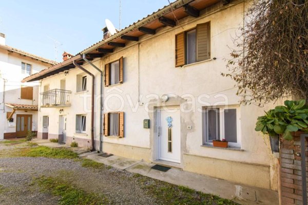 casa indipendente in vendita a Capriva del Friuli