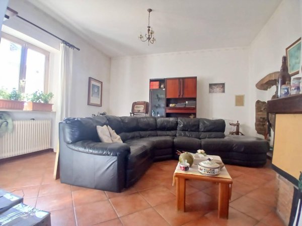 casa indipendente in vendita a Capriva del Friuli