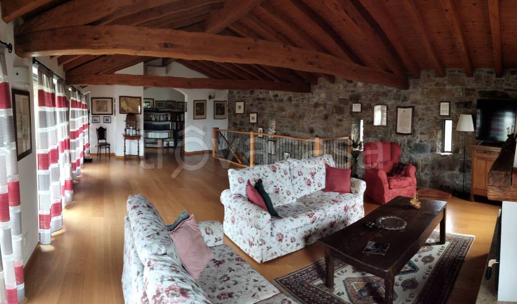 casa indipendente in vendita a Cormons