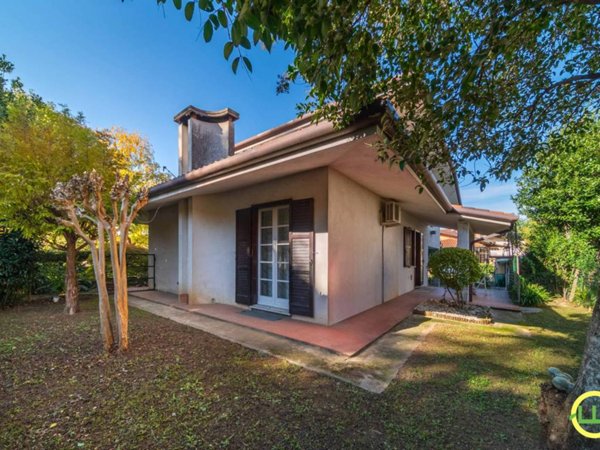 casa indipendente in vendita a Cormons