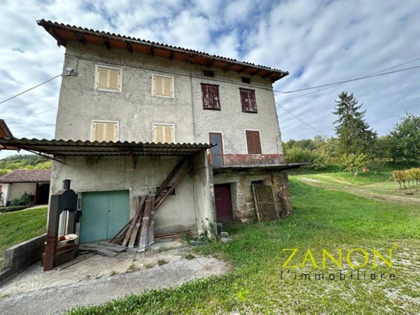 casa indipendente in vendita a Cormons