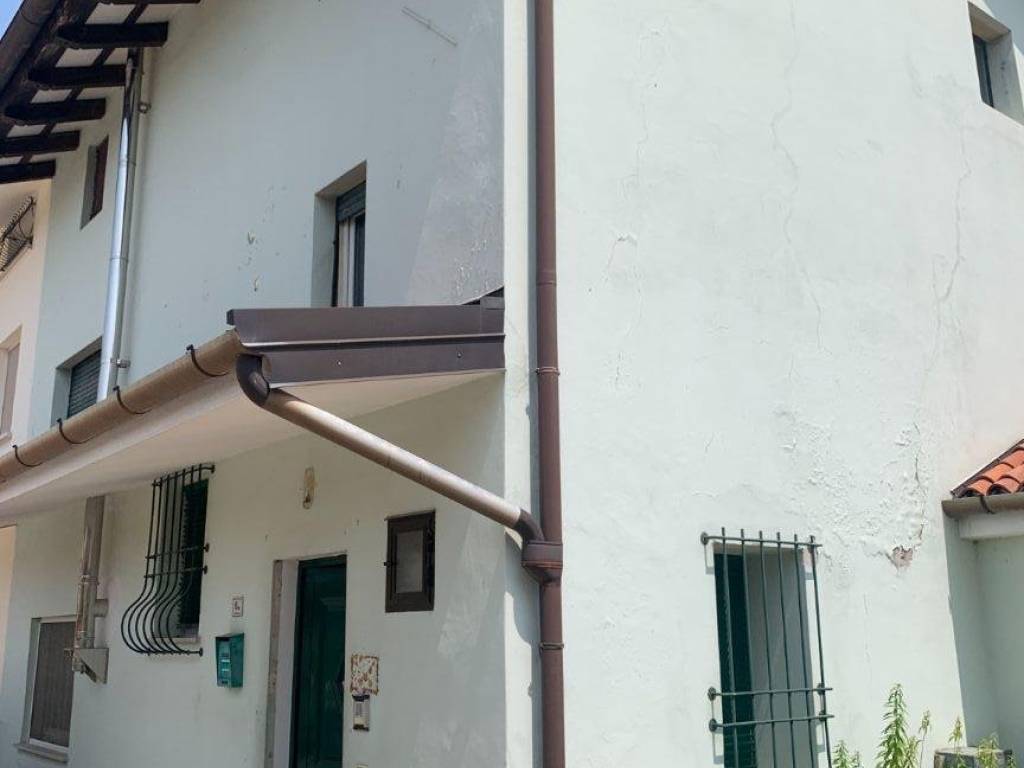 casa indipendente in vendita a Cormons