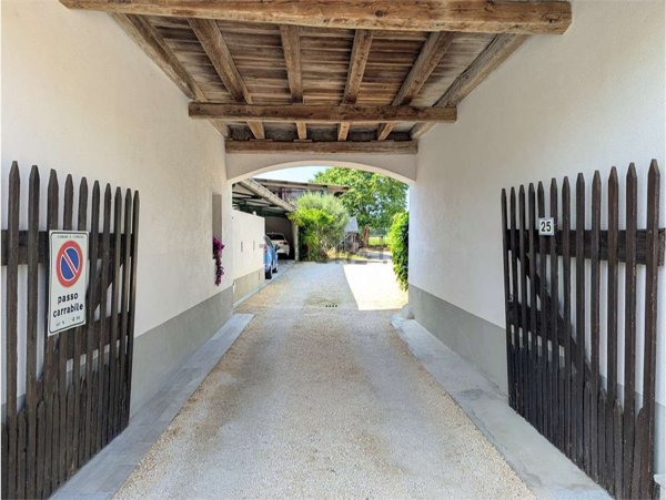 casa indipendente in vendita a Cormons in zona Borgnano