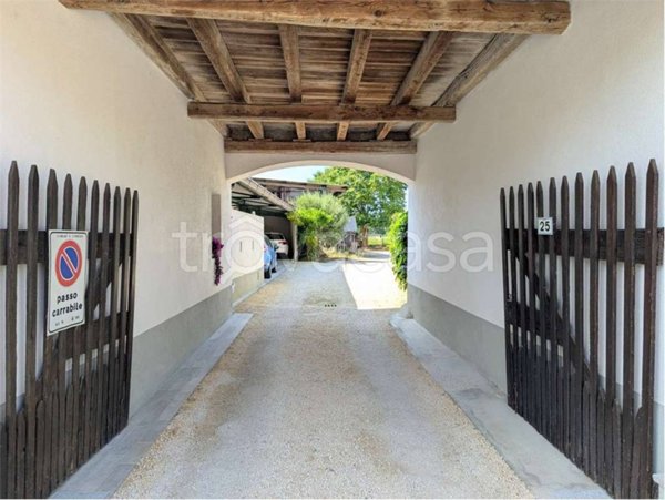 casa indipendente in vendita a Cormons in zona Borgnano