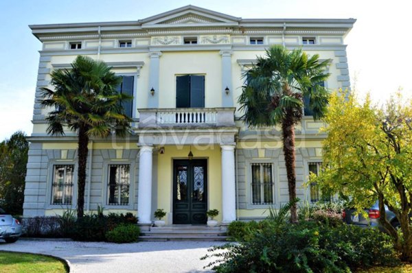 villa in vendita a Cormons