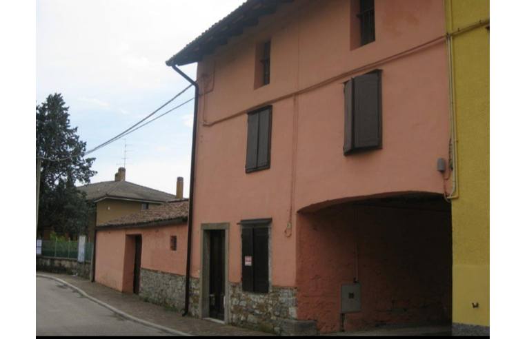 casa indipendente in vendita a Cormons