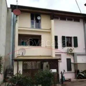 appartamento in vendita a Cormons in zona Brazzano