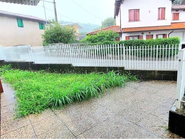 appartamento in vendita a Cormons in zona Borgnano