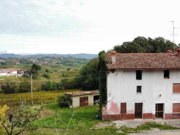 casa indipendente in vendita a Cormons