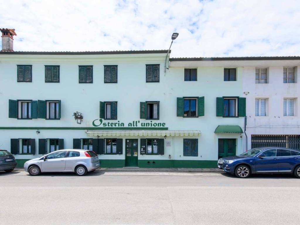 negozio in vendita a Cormons