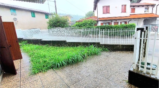 appartamento in vendita a Cormons in zona Borgnano