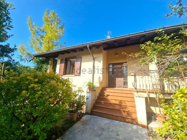 casa indipendente in vendita a Cormons