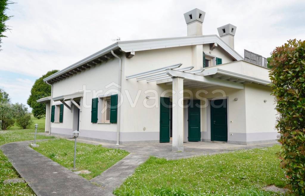 casa indipendente in vendita a Doberdò del Lago