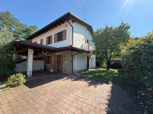 casa indipendente in vendita a Doberdò del Lago
