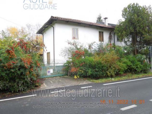 casa indipendente in vendita a Dolegna del Collio in zona Vencò