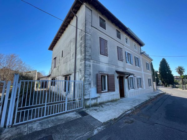casa indipendente in vendita a Farra d'Isonzo