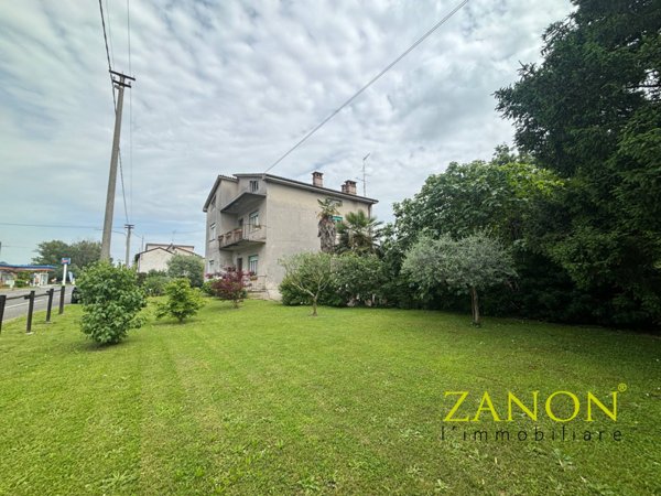 casa indipendente in vendita a Farra d'Isonzo