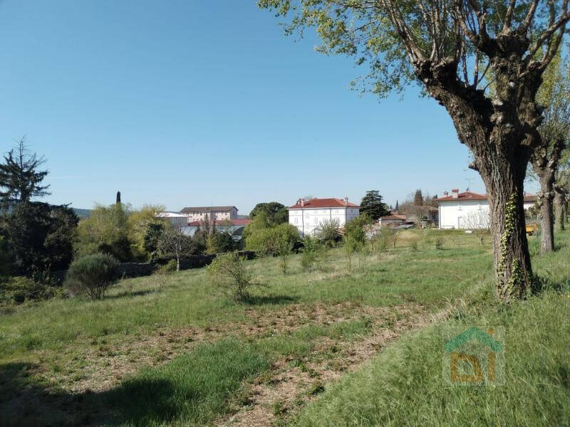 terreno edificabile in vendita a Farra d'Isonzo