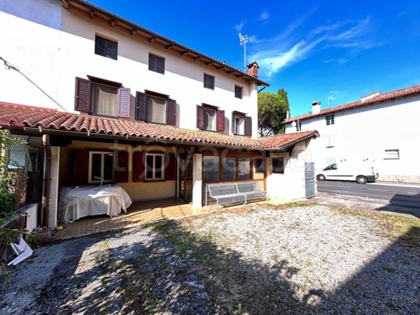 casa semindipendente in vendita a Farra d'Isonzo