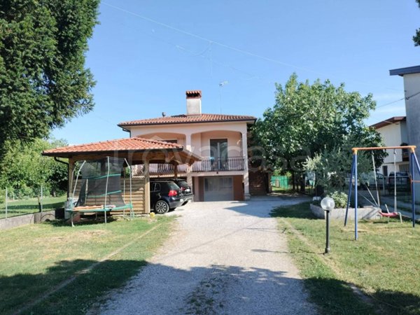 casa indipendente in vendita a Farra d'Isonzo