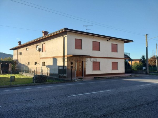 casa indipendente in vendita a Farra d'Isonzo