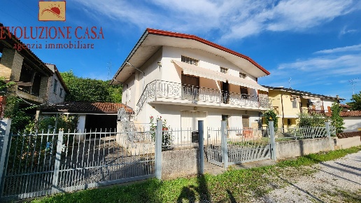 casa indipendente in vendita a Fogliano Redipuglia in zona Redipuglia