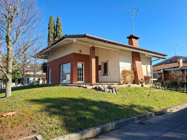 casa indipendente in vendita a Fogliano Redipuglia in zona Redipuglia