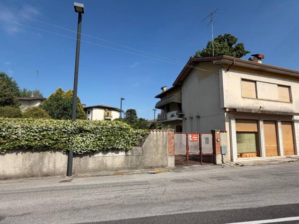 casa indipendente in vendita a Fogliano Redipuglia in zona Polazzo