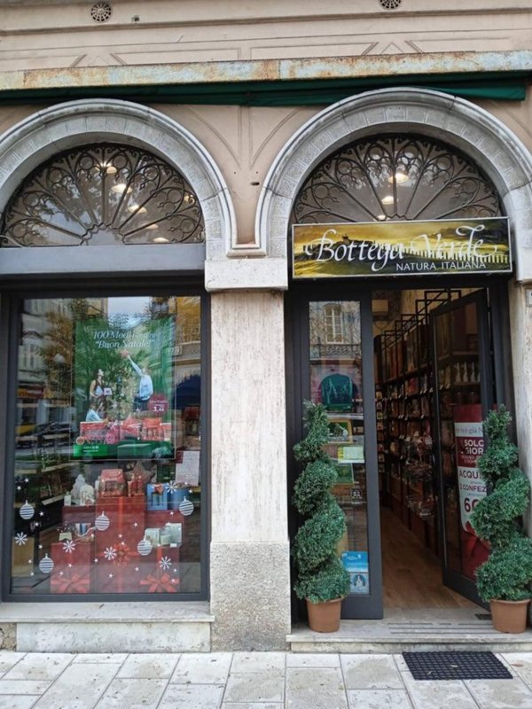 negozio in vendita a Gorizia